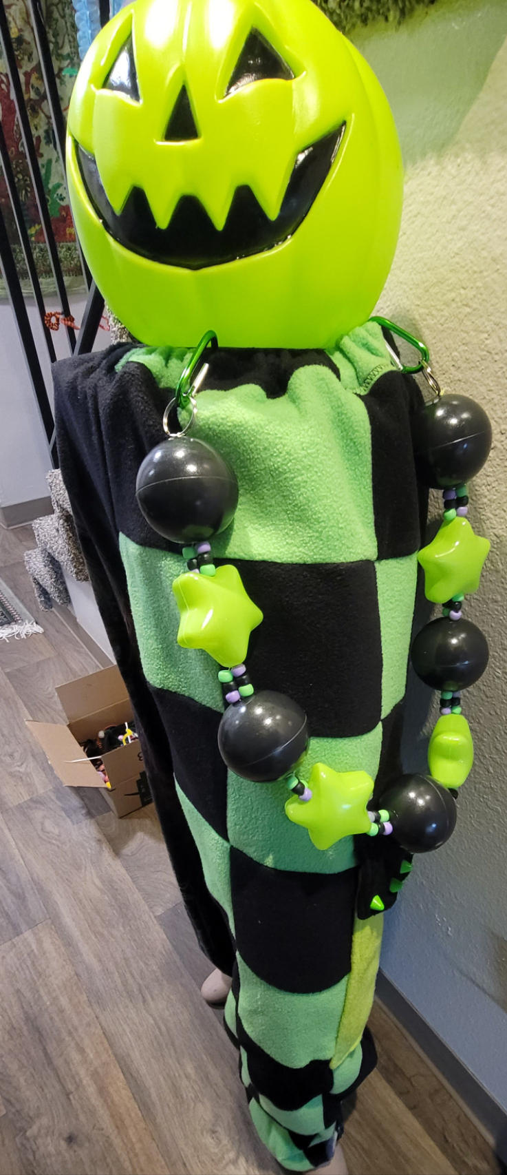 🫧 Ball pit chains 🫧